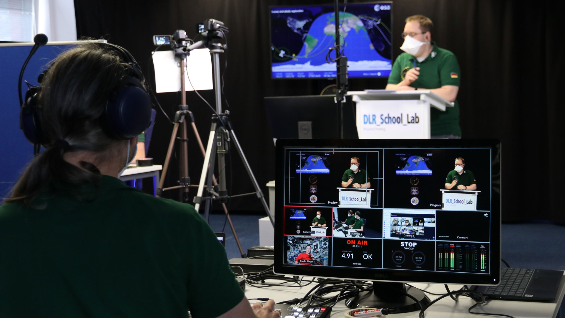 Funkkontakt im DLR_School_Lab Braunschweig