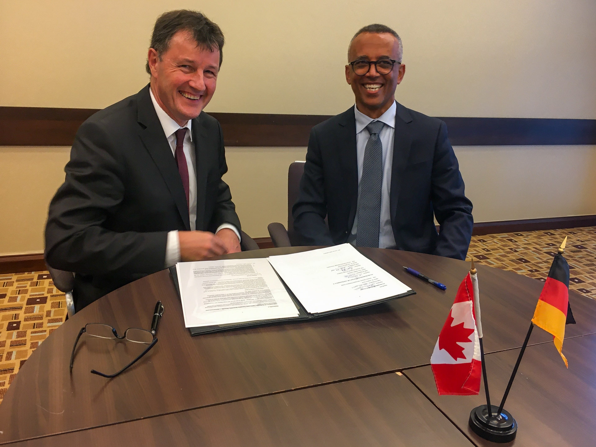 Neue Kooperation zwischen DLR und NRC