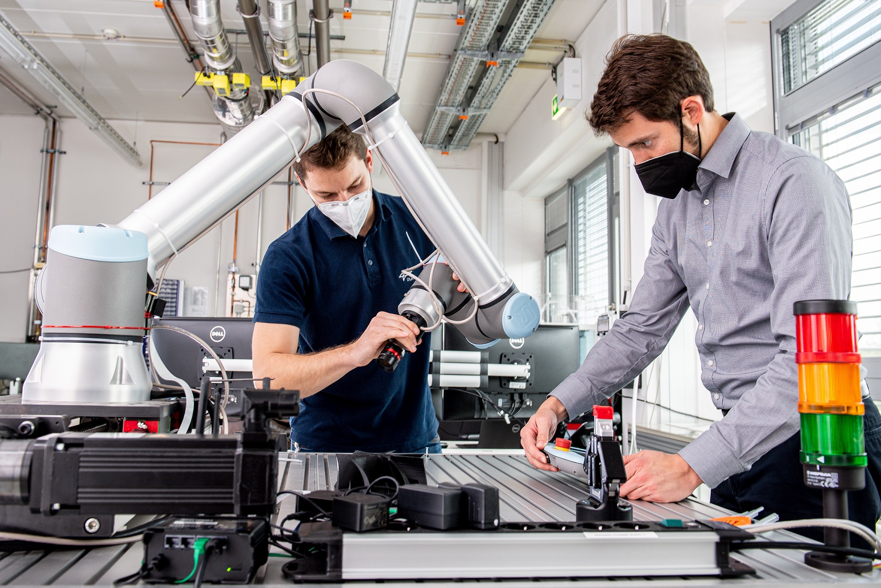 Das neue Applikationszentrum MRO des Instituts im Betrieb