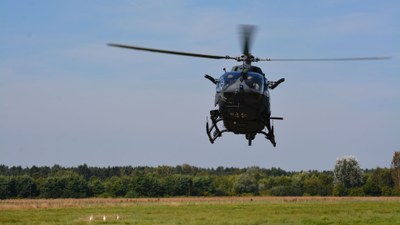 Hubschrauber H145M während der Analyse