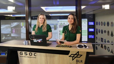 Liveübertragung aus dem Raumfahrtkontrollzentrum