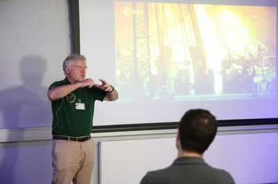 Prof. Reinhold Ewald berichtet über seine Zeit im All