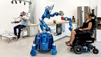DLR-Pflegeassistenzroboter SMiLE2gether