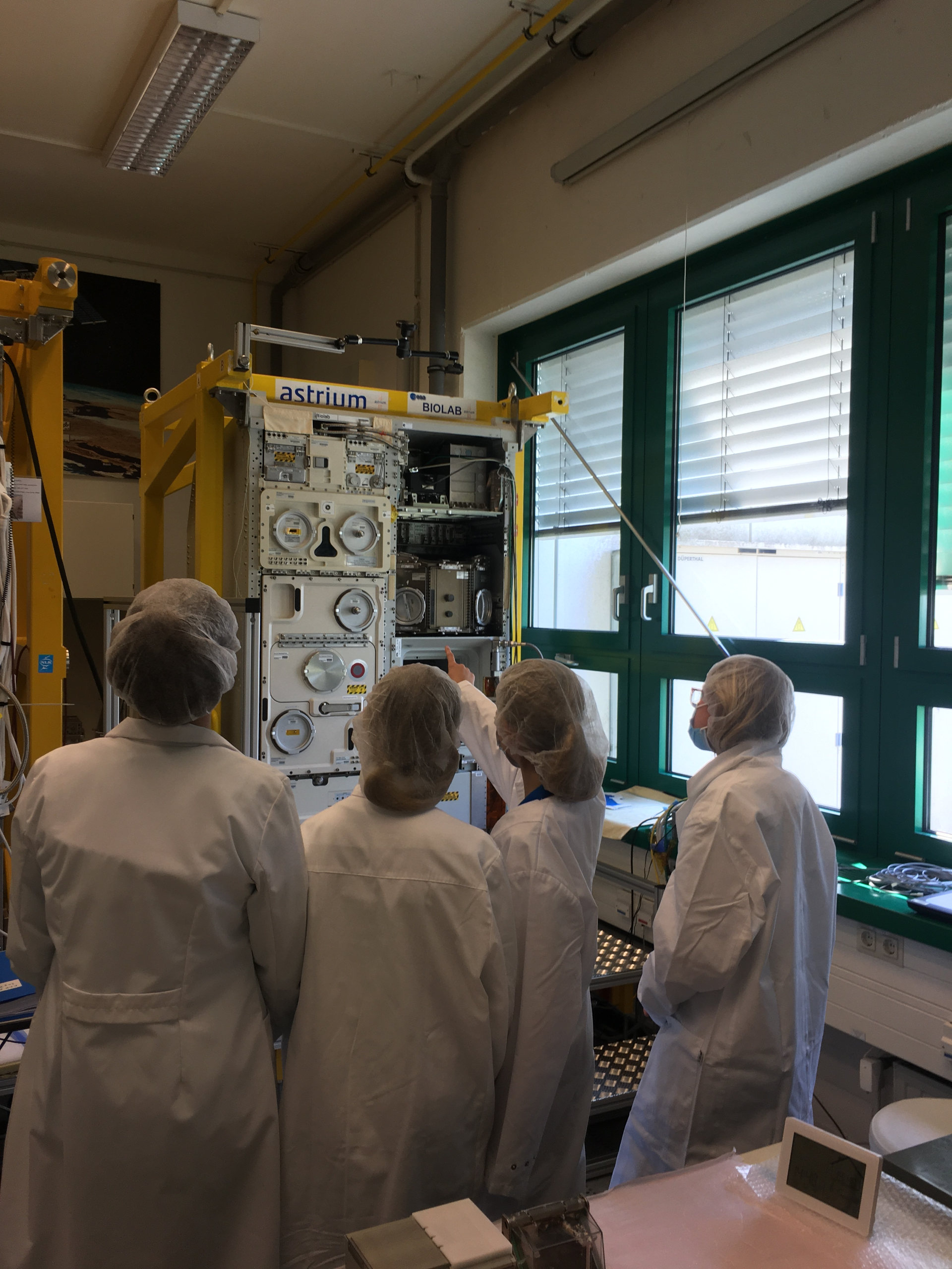 Besuch des Nutzerzentrums für Weltraumexperimente