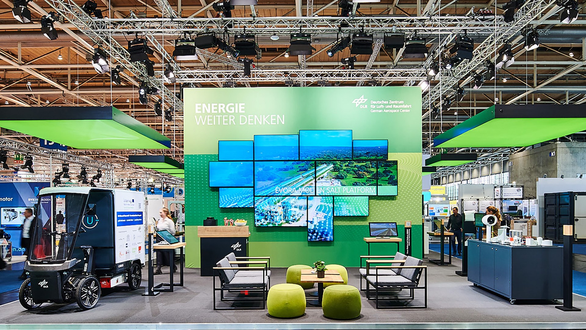 DLR-Stand auf der Hannover Messe 2022