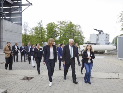 Ministerpräsident Winfried Kretschmann besucht den DLR-Standort Lampoldshausen