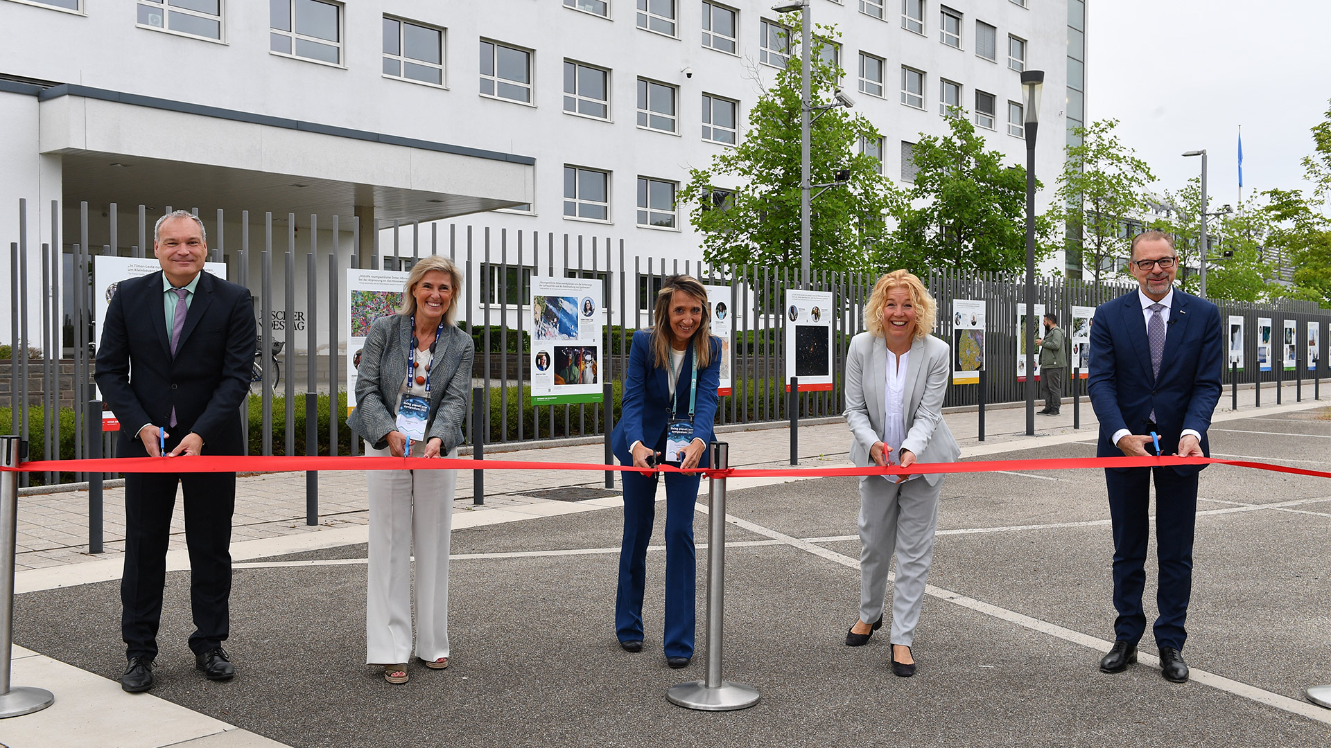 Eröffnung der Space for our Planet-Ausstellung