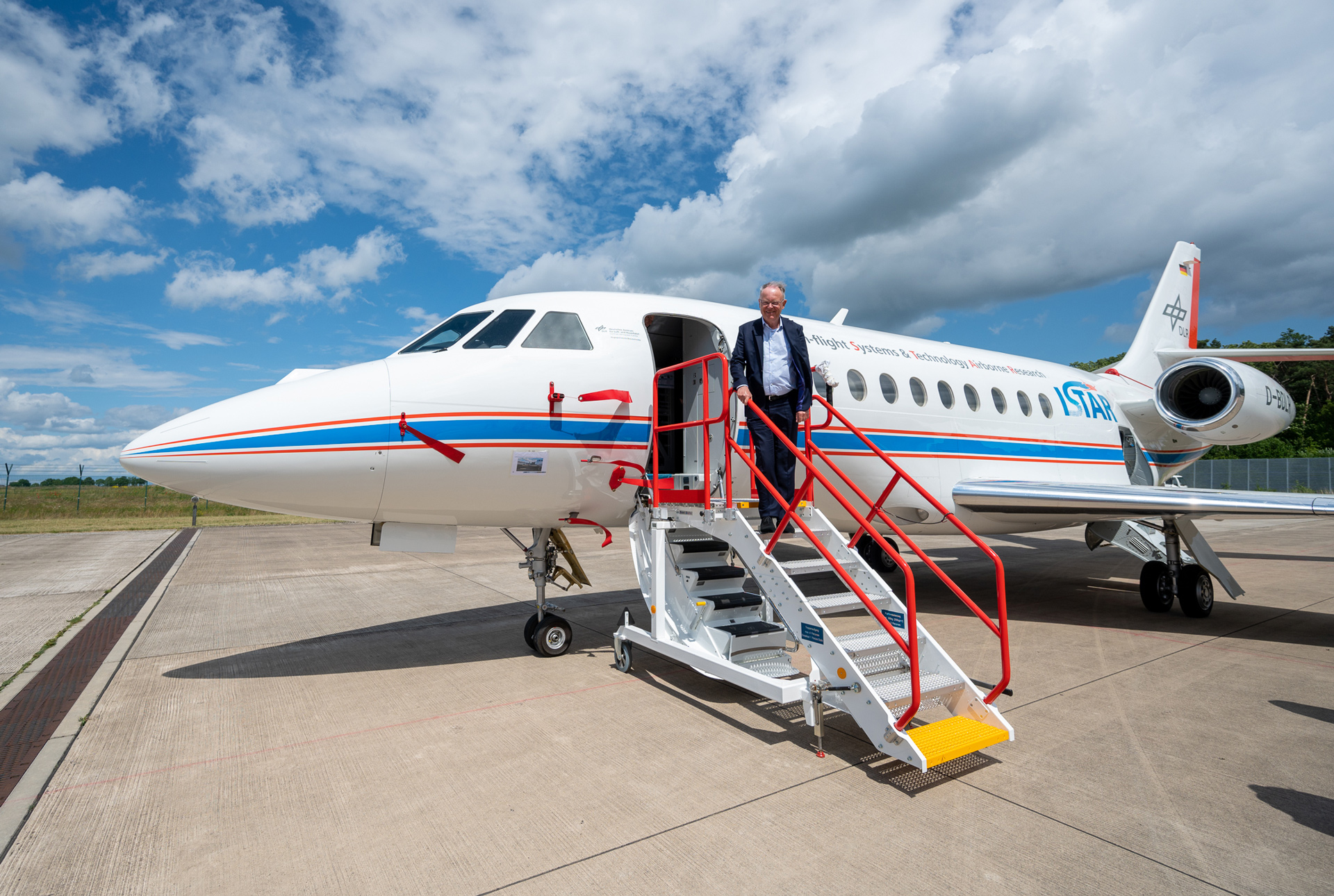 Minsiterpräsident Stephan Weil im ISTAR