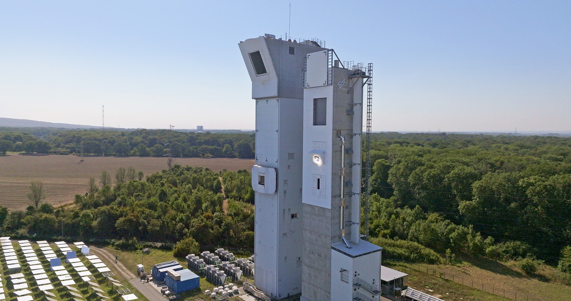 DLR-Multifokus-Solarturm im Einsatz für Synhelion