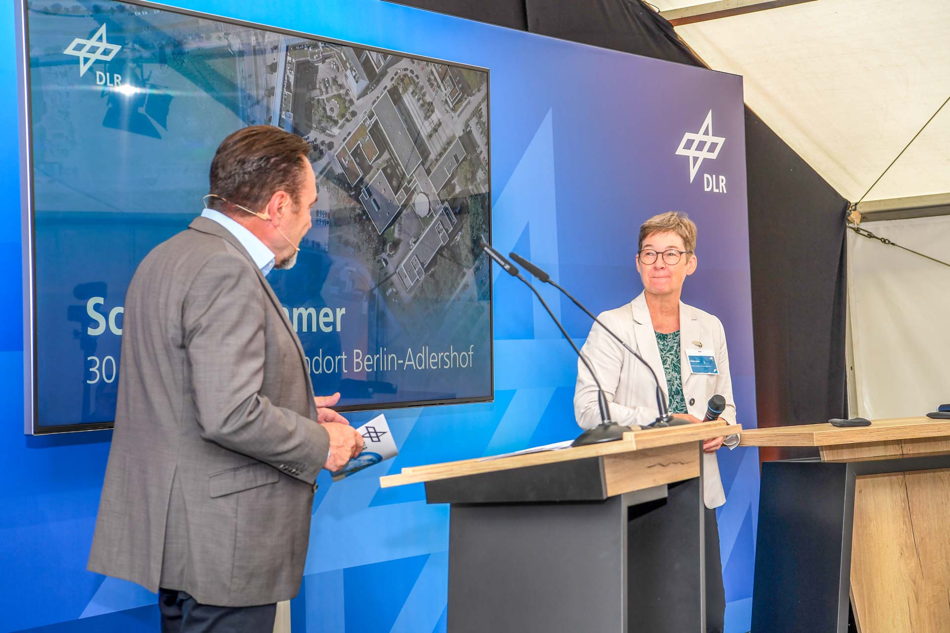 Senatorin Ulrike Gote beim Science Summer Berlin