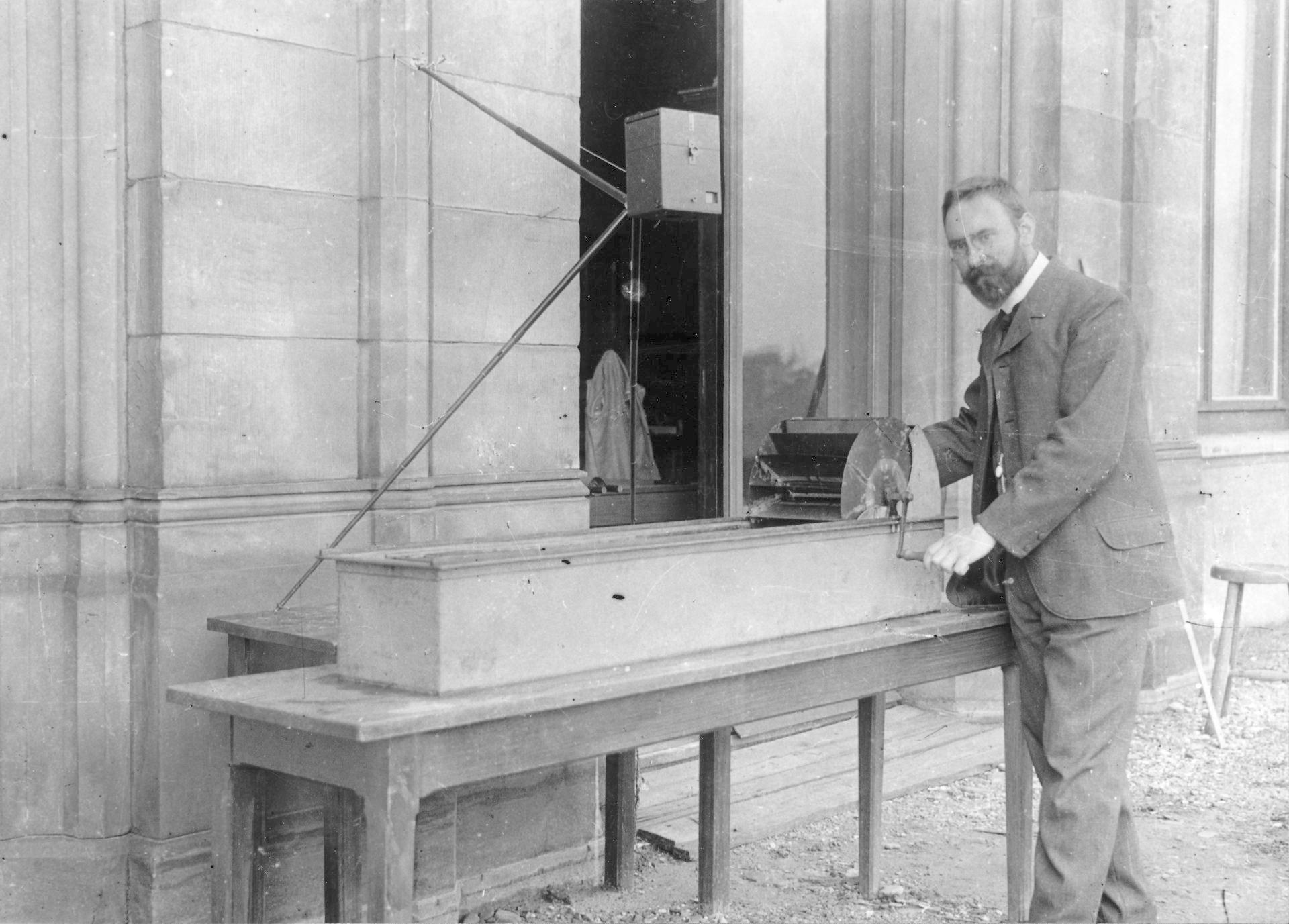 Ludwig Prandtl am Wasserkanal