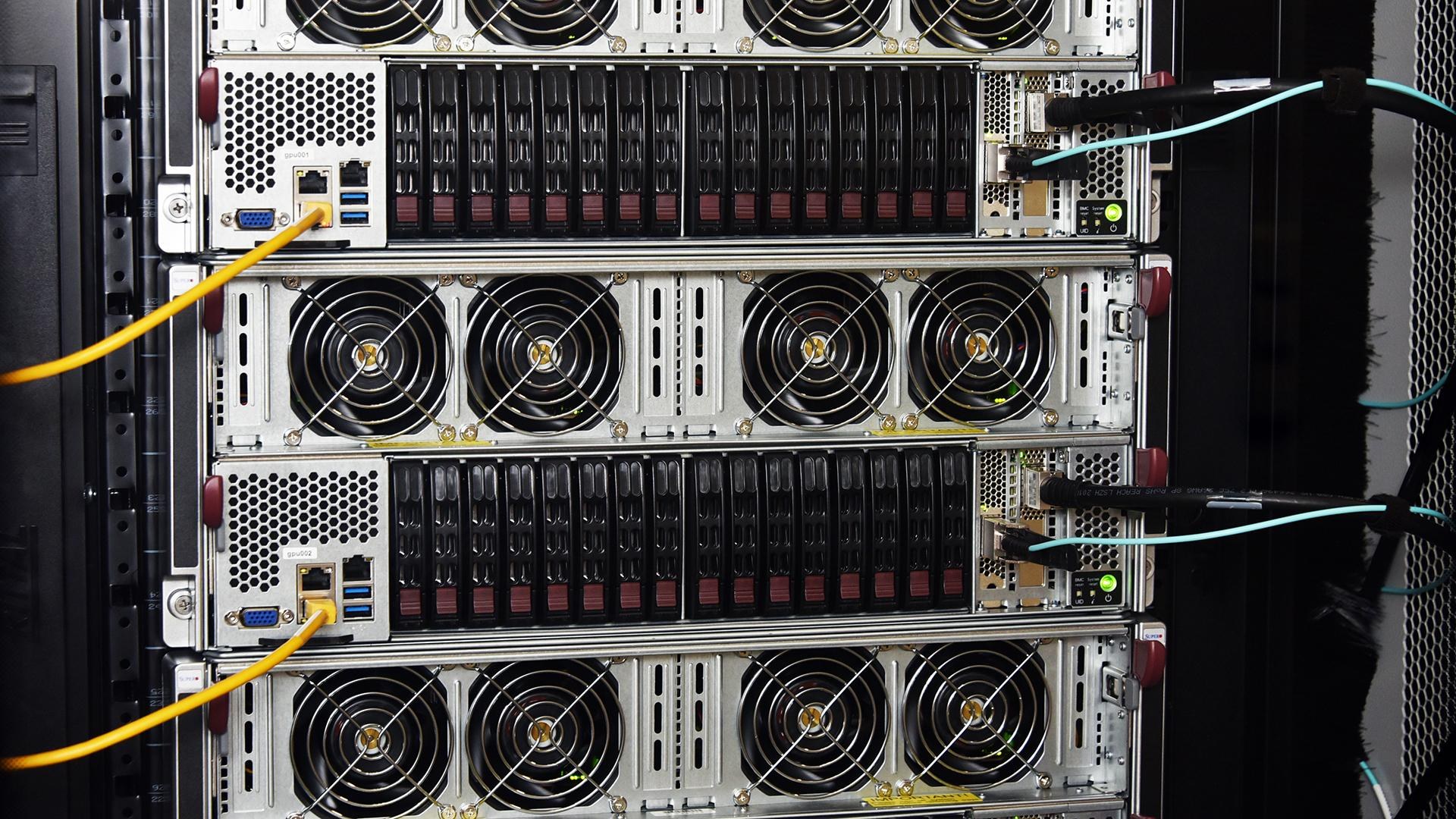 GPU-Server (Rückansicht)