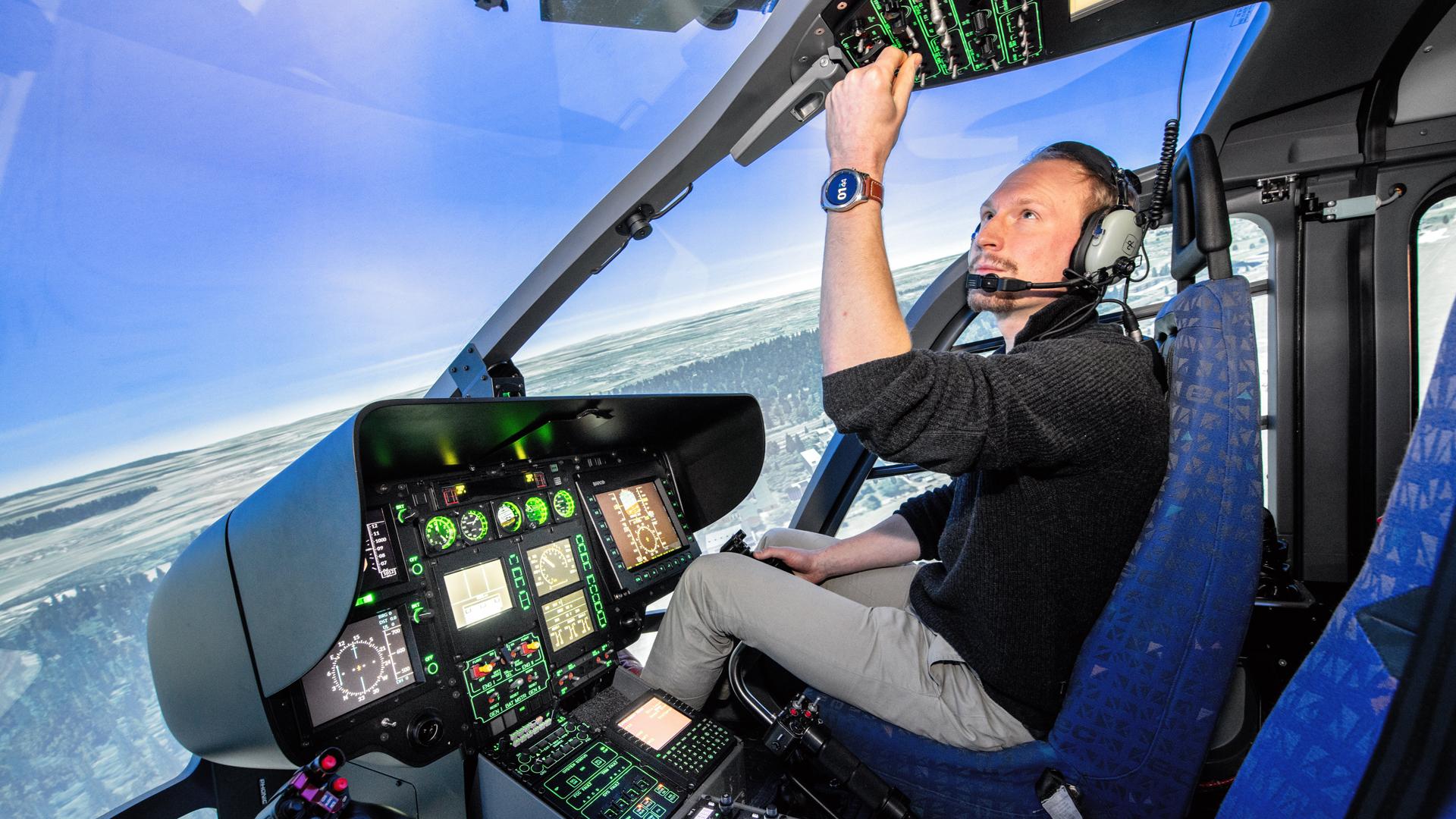 Hubschrauber Simulationscockpit