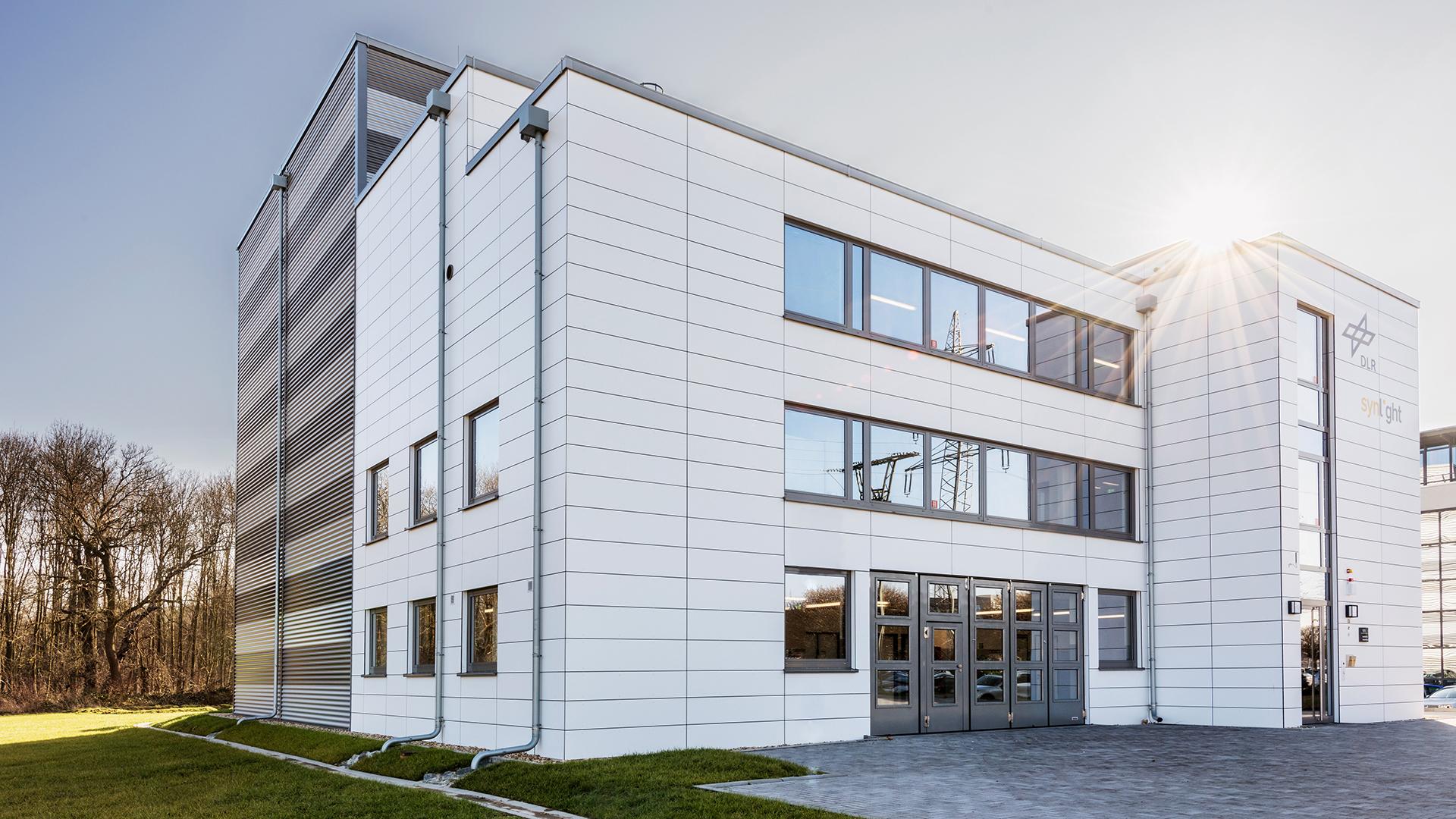 Synlight - Die größte künstliche "Sonne" der Welt scheint in Jülich