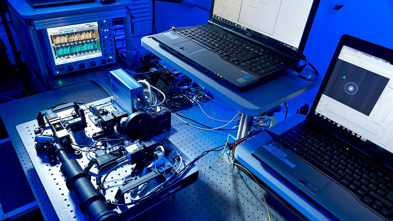 Globale Vernetzung von Mensch und Maschine