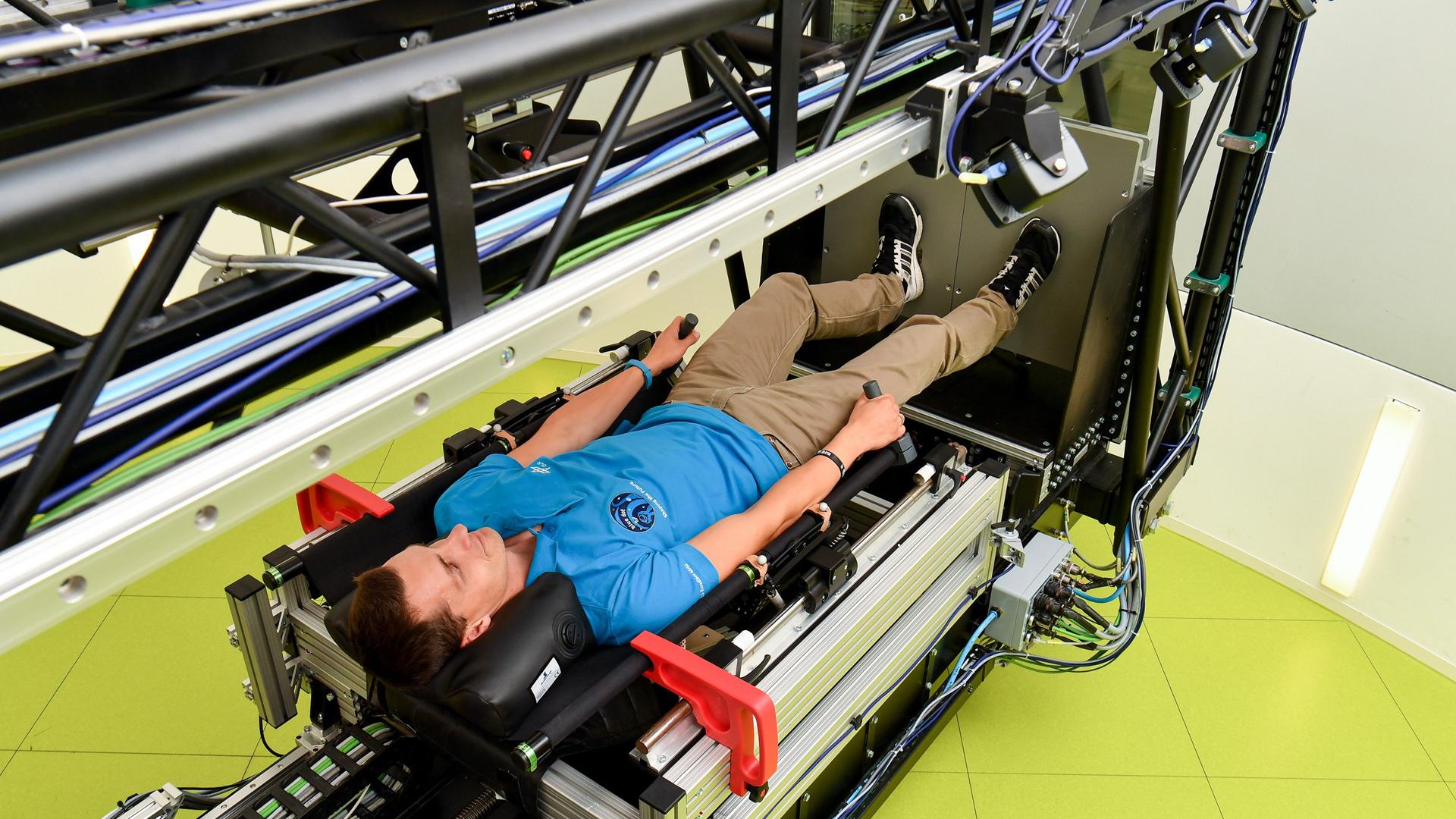 Ergonomischer Sprungschlitten im :envihab
