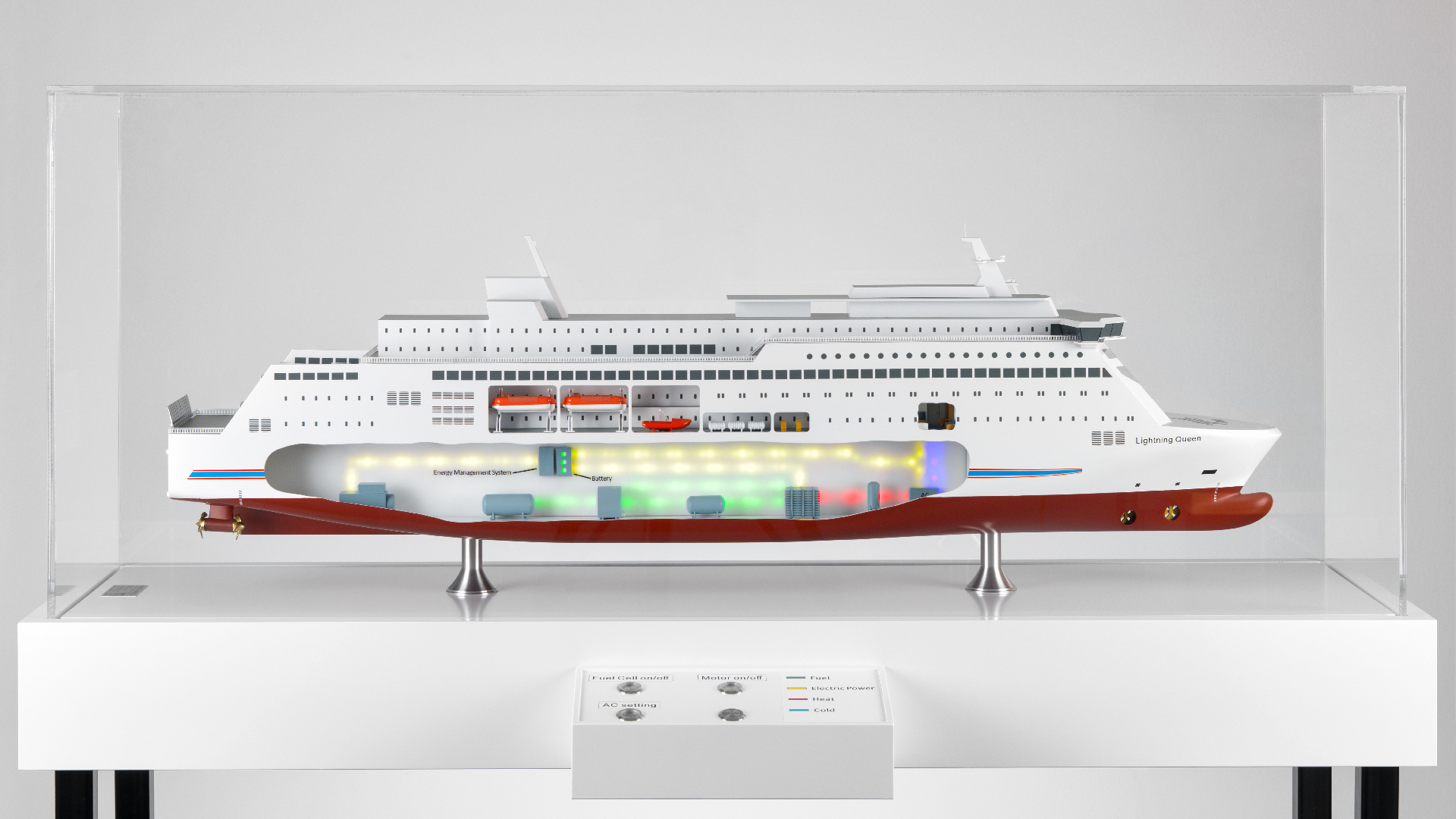 Schiffsmodell Lightning Queen