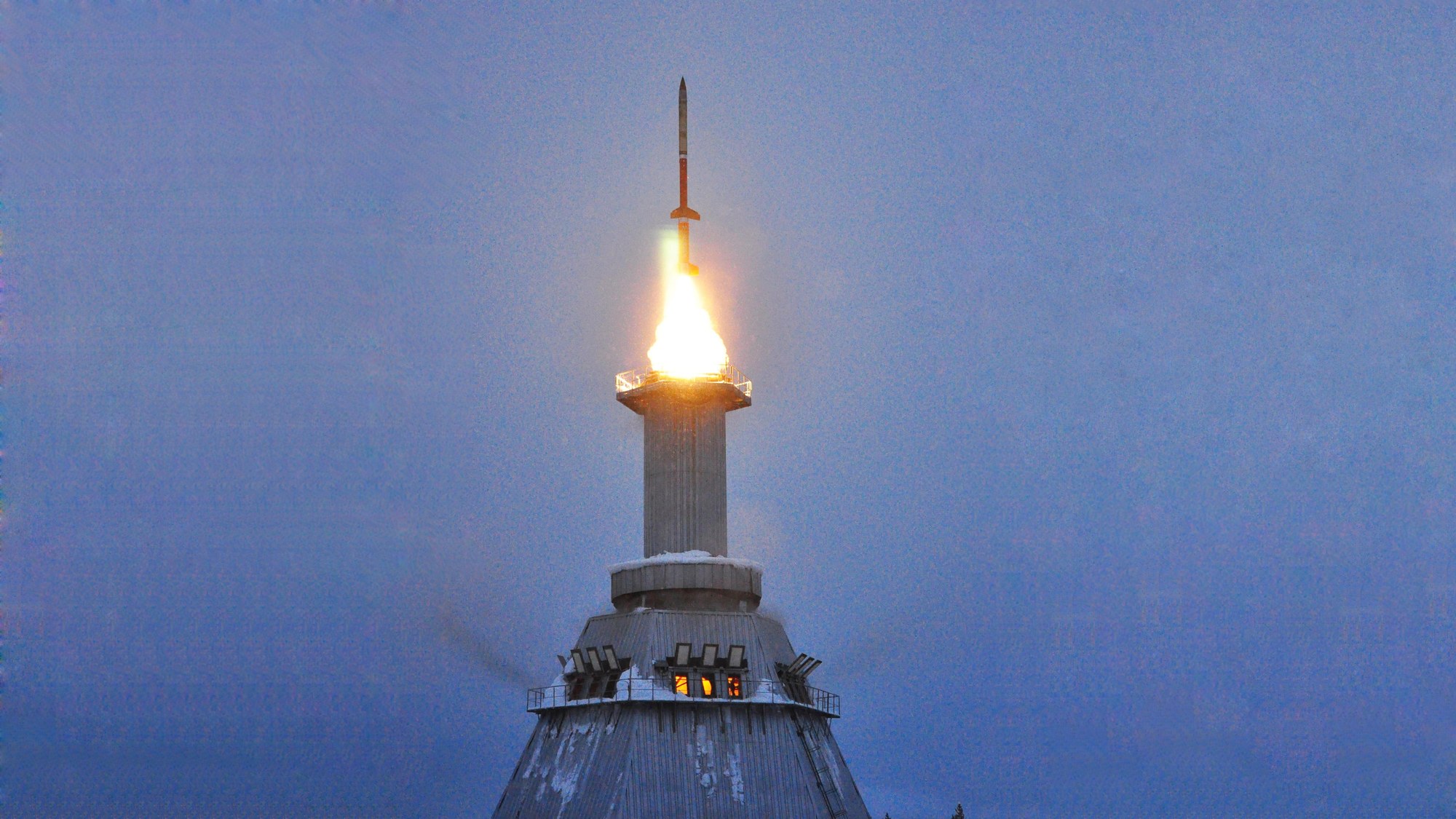 Liftoff der Forschungsrakete Mapheus