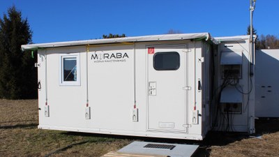 Kontrollstation der Telemetriestation in erweiterbarem Transportcontainer