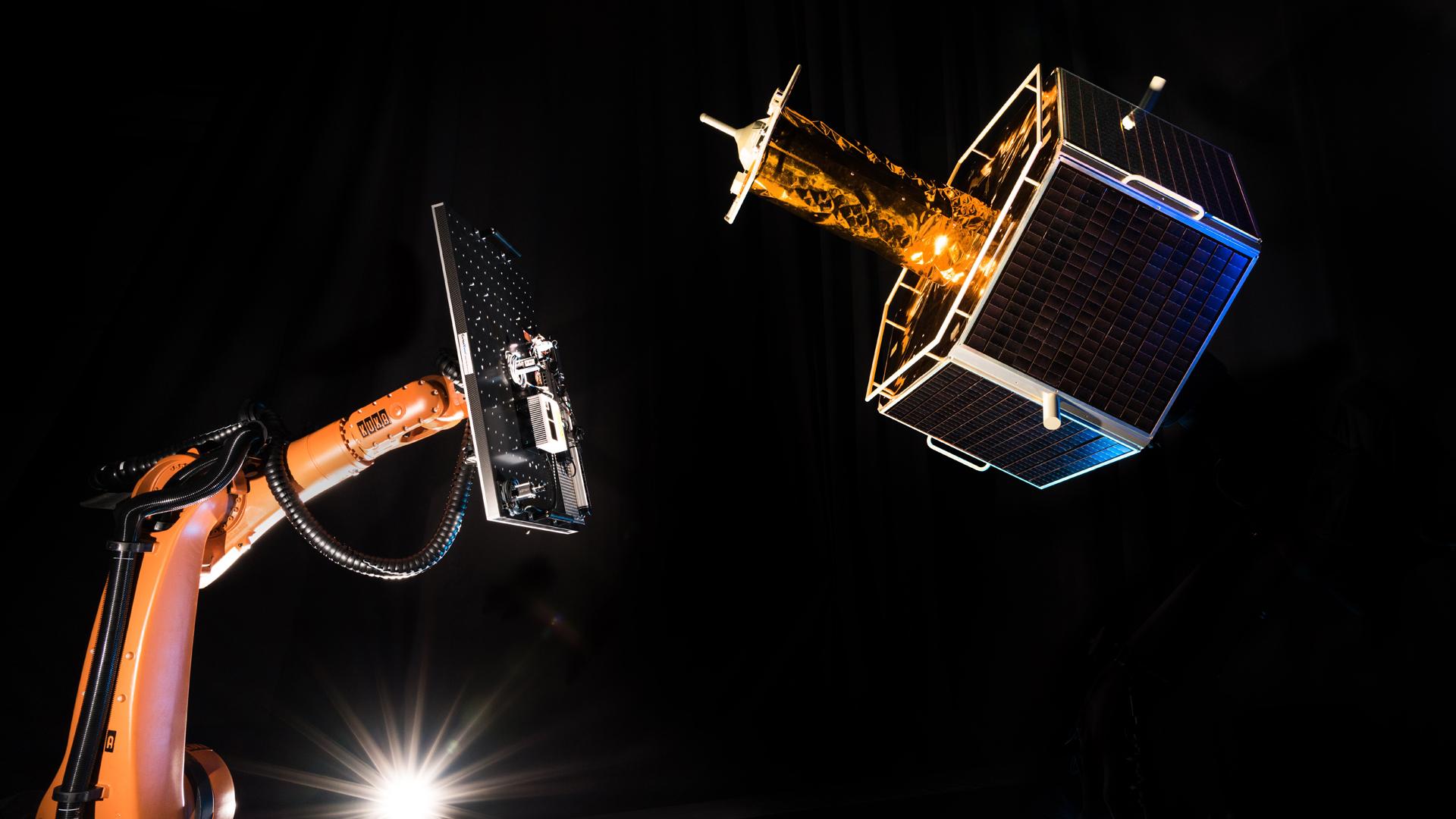 Roboter und Simulationsaufbauten des European Proximity Operations Simulators