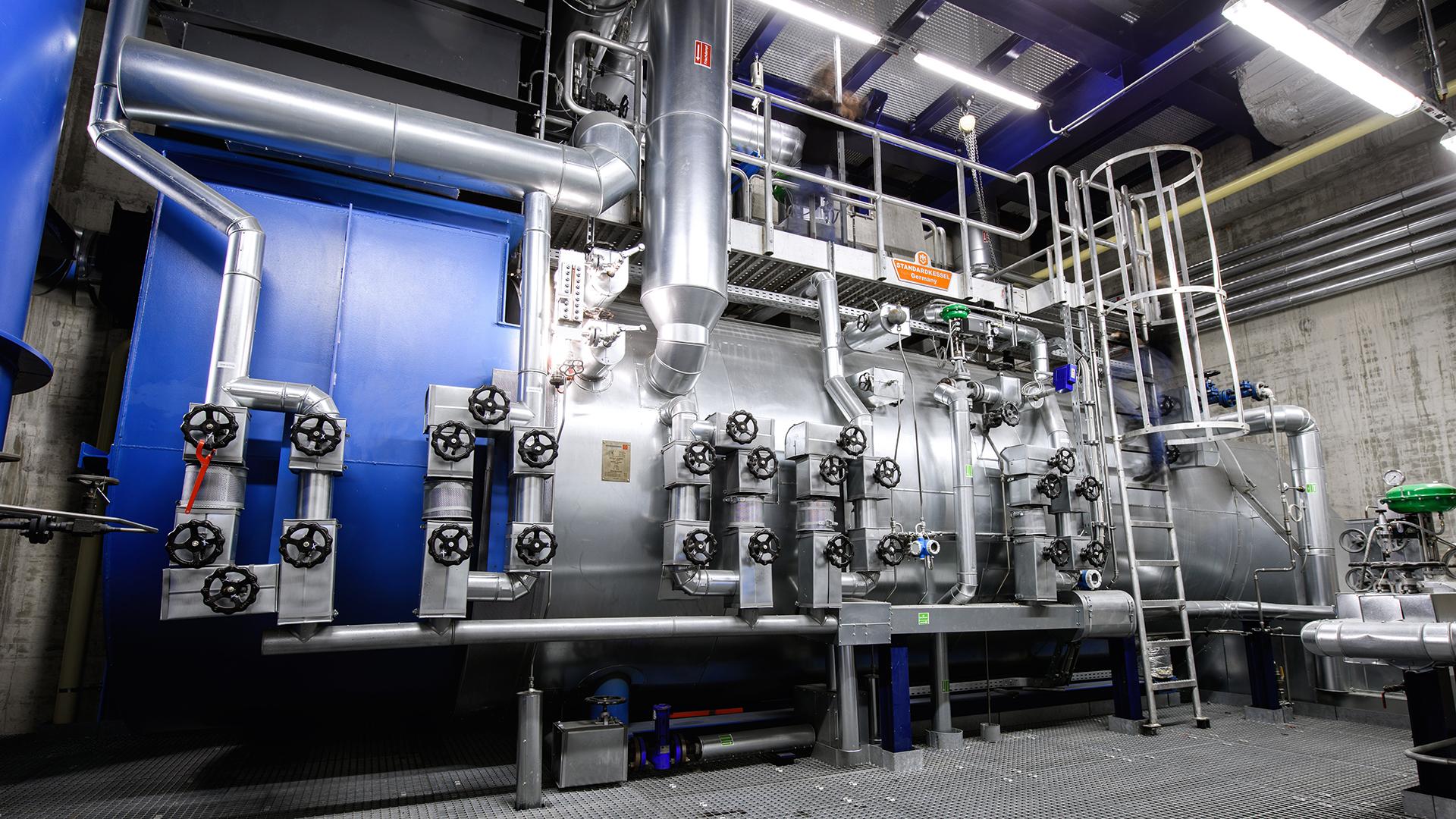 Dampfkessel des Solarturm-Kraftwerks