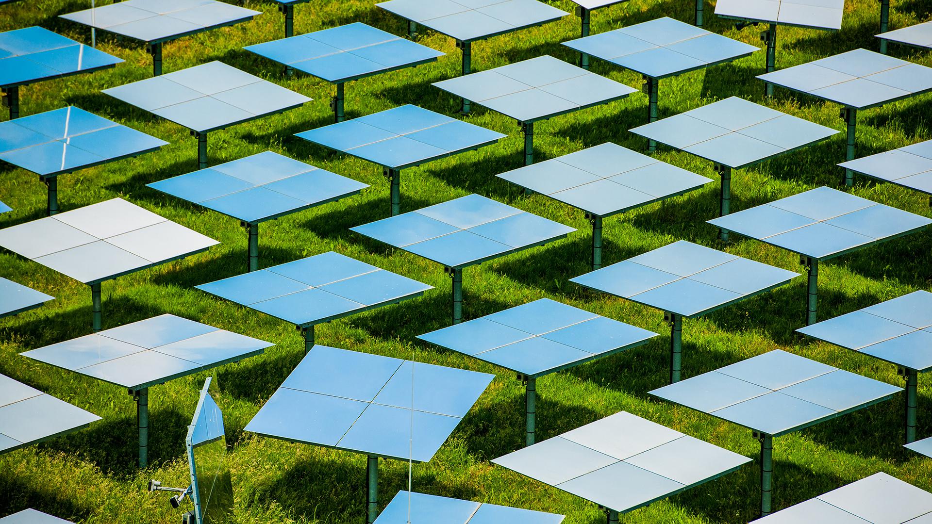 Spiegelfeld des Solarturms Jülich