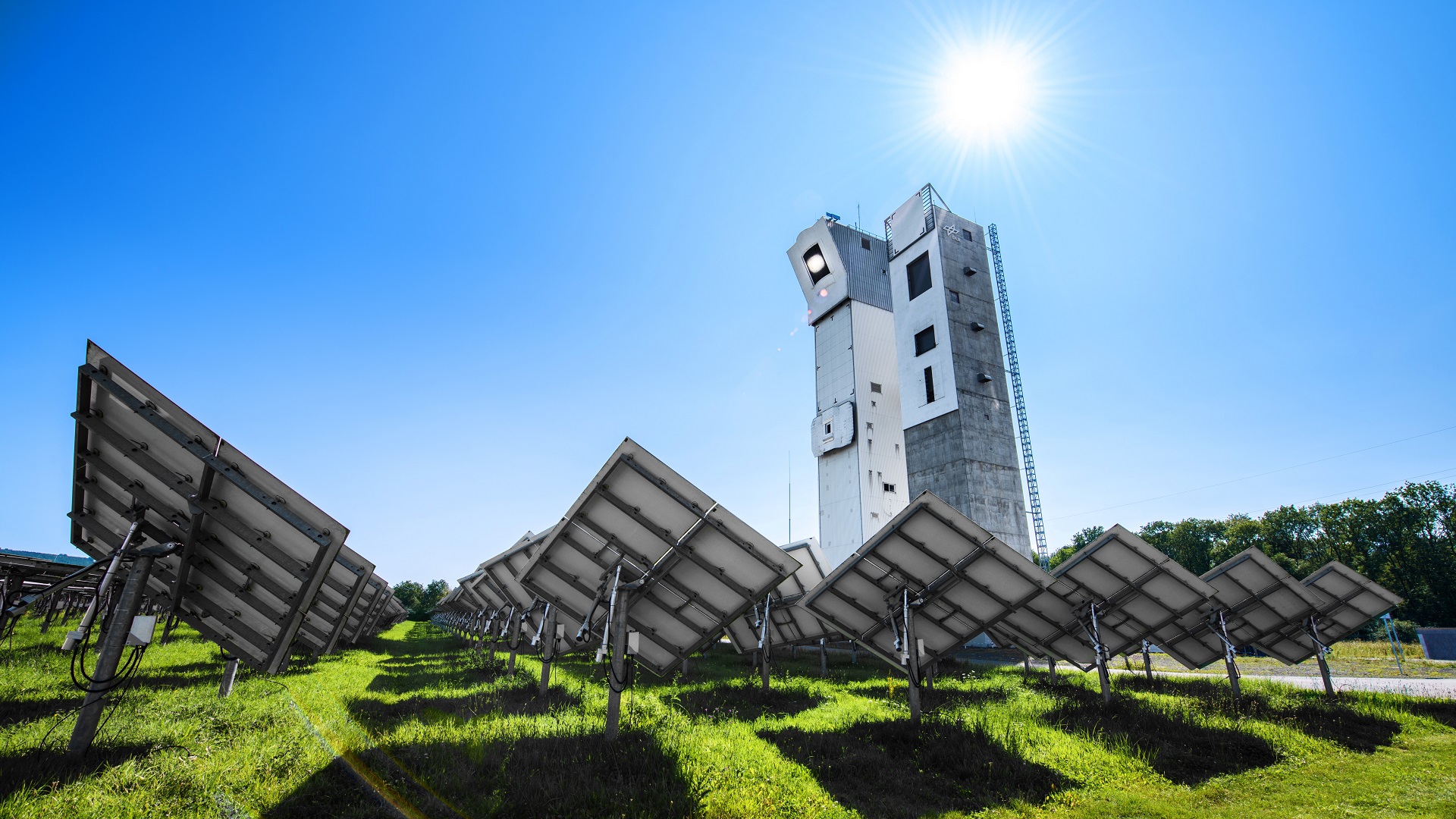 Solartürme im Versuchsbetrieb