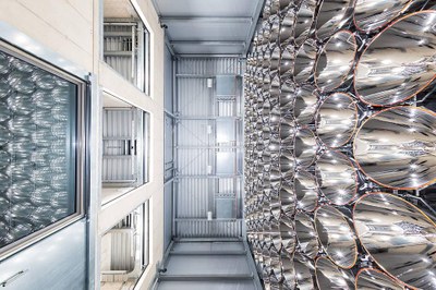 Nahaufnahme des Hochleistungsstrahlers Synlight