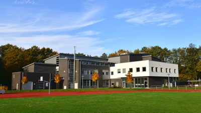 Außenansicht des DLR-Instituts für Vernetzte Energiesysteme