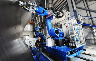 Demonstration einer koordinierten Faserablage mit Kombination der Automated Fiber Placement (AFP) und Automated Tapelaying (ATL) Technologie