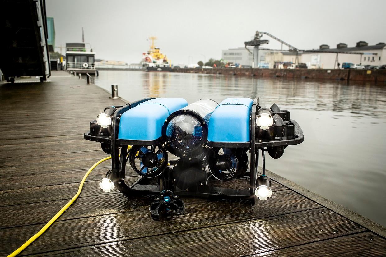 Tauchroboter am Fischereihafen