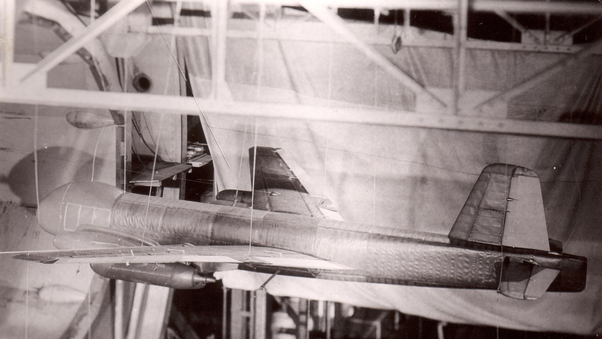 Modell Junkers 287 in einem Windkanal