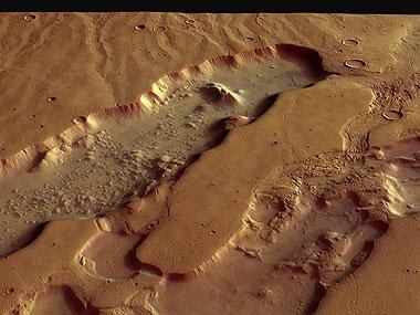 Mars - Täler Dao Vallis und Niger Vallis - perspektivische Ansicht