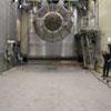 Wissenschaftler des DLR bei der Installation des Mikrofon-Array