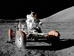 Mit Elektromotor unterwegs: Mondauto bei der Apollo 17 Mission. Rechte: NASA.