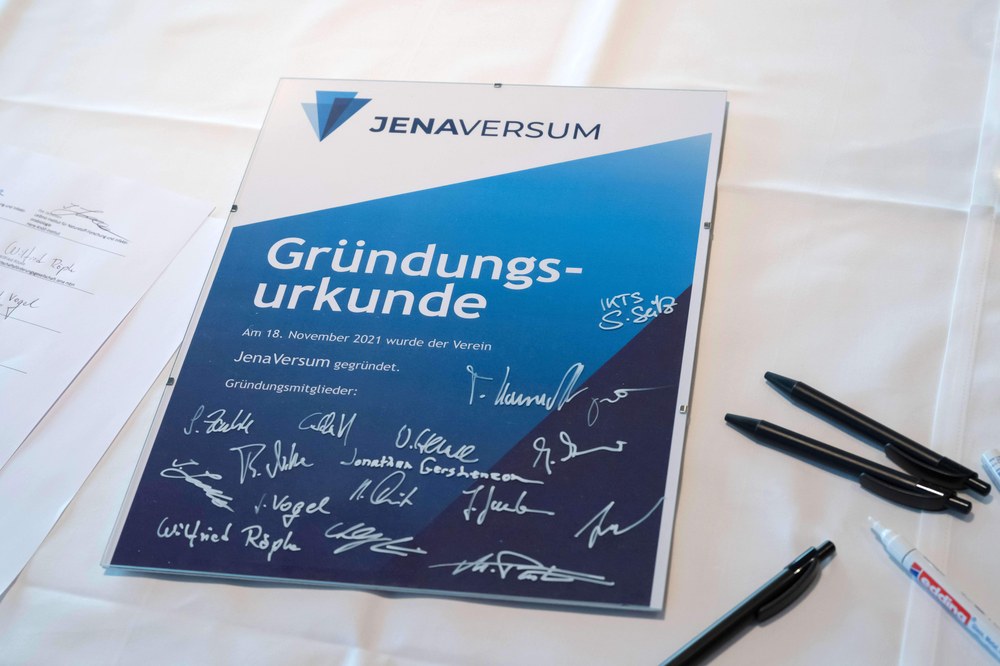 JenaVersum Netzwerk gegründet - Das DLR Institut für Datenwissenschaften ist dabei!