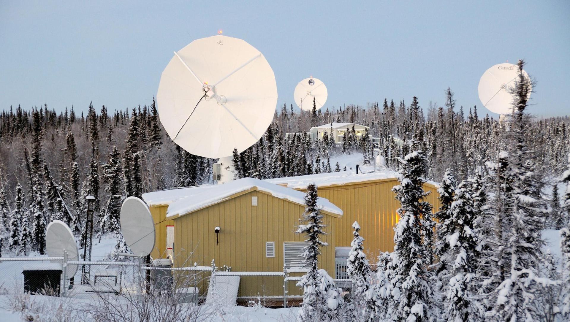 Interner Bildtitel (*) International Satellite Station Facility (ISSF) in Inuvik, EOC Bildtitel (*) International Satellite Station Facility (ISSF) in Inuvik Alt-Text (*) International Satellite Station Facility (ISSF) des Earth Observation Center in Inuvik, Kanada