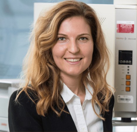 Ein Portraitbild der Forscherin Dorottya Kriechbaumer