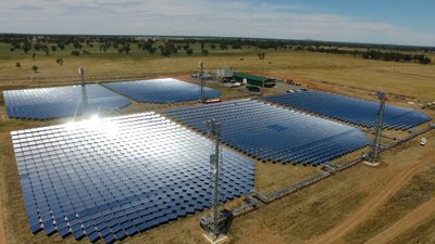 Das konzentrierende Solarkraftwerk VS1 von Vast Solar in Port Augusta, Südaustralien