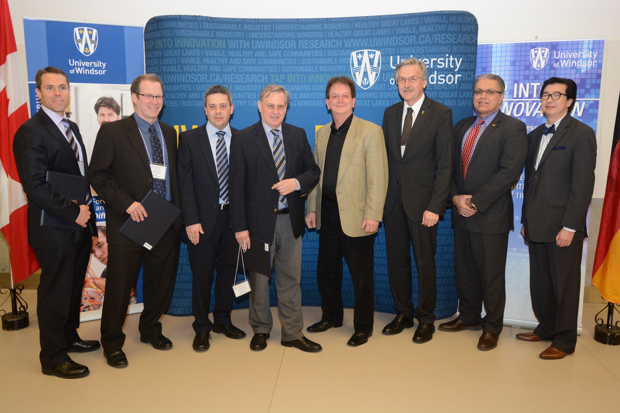 Vertragsunterzeichnung