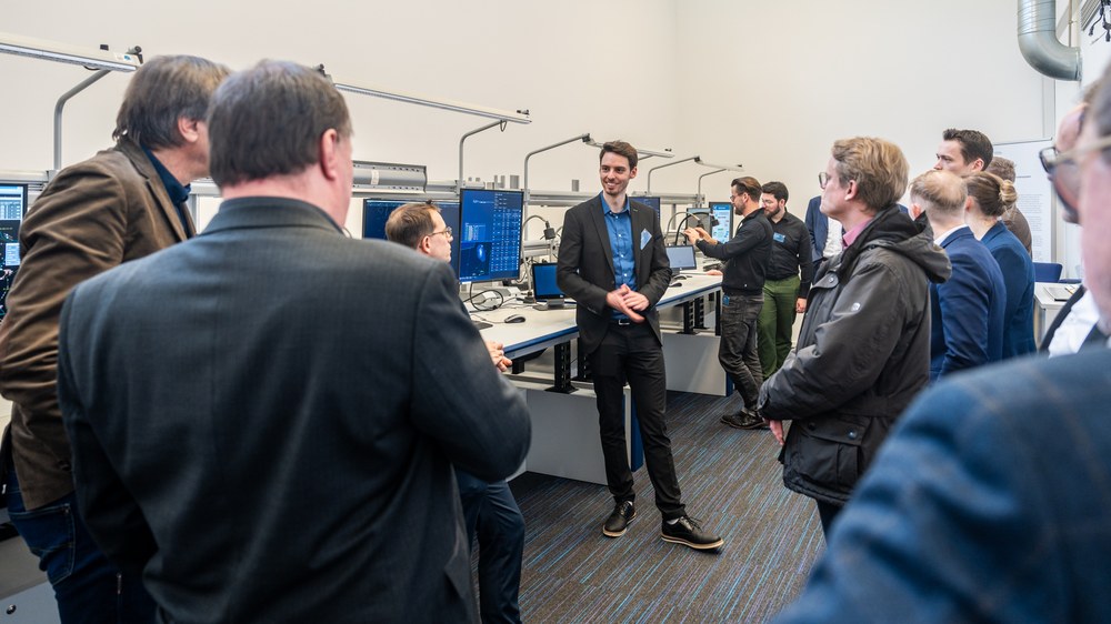 Wie Innovationen den Weg in die Flugsicherung finden