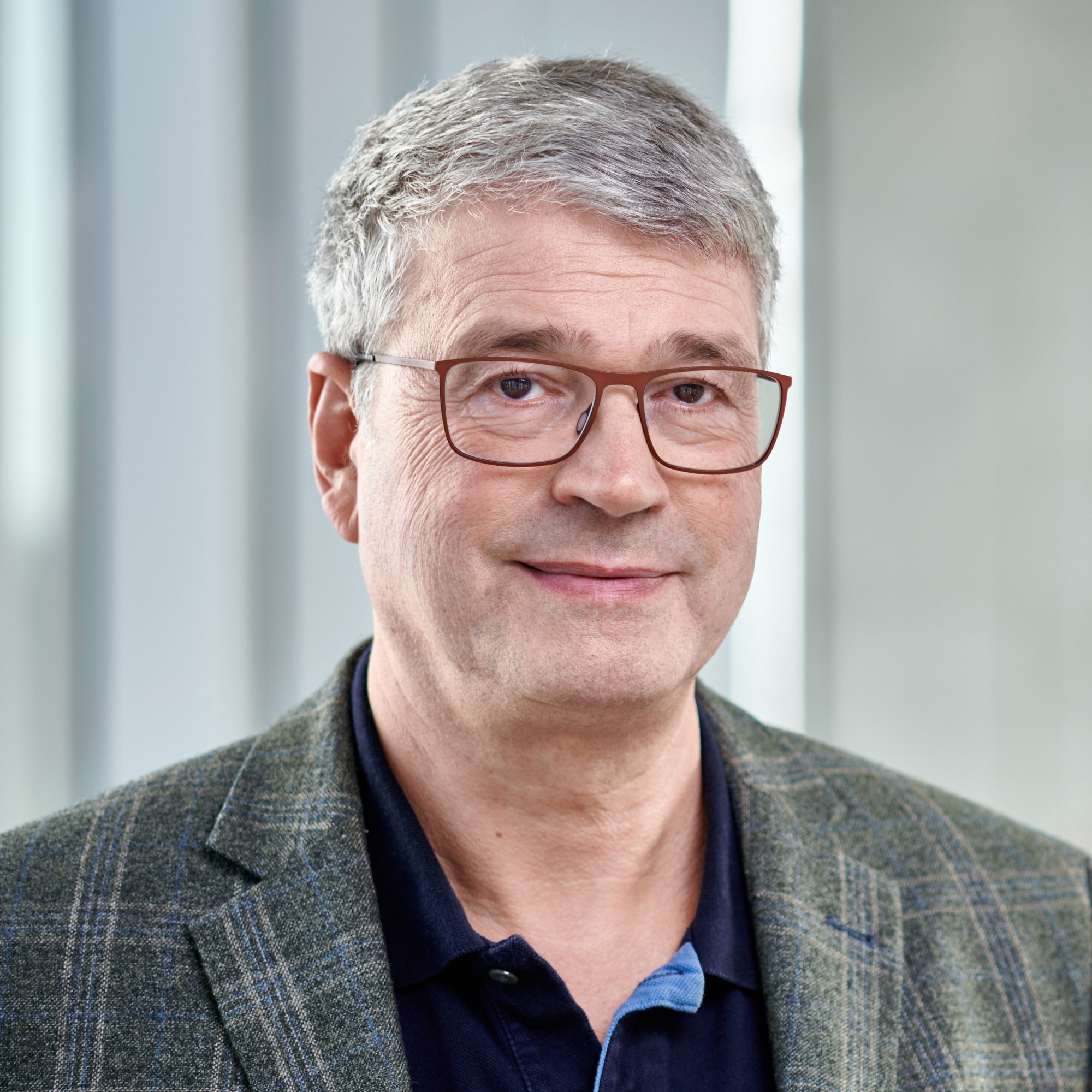 Porträtbild von Dr. Michael Schier, DLR-Institut für Fahrzeugkonzepte