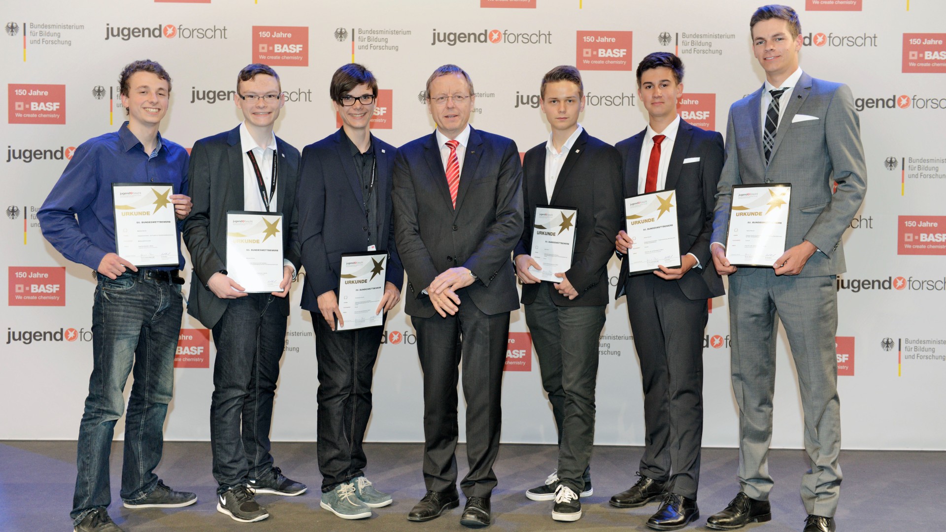 DLR-Sonderpreise für Jungforscher