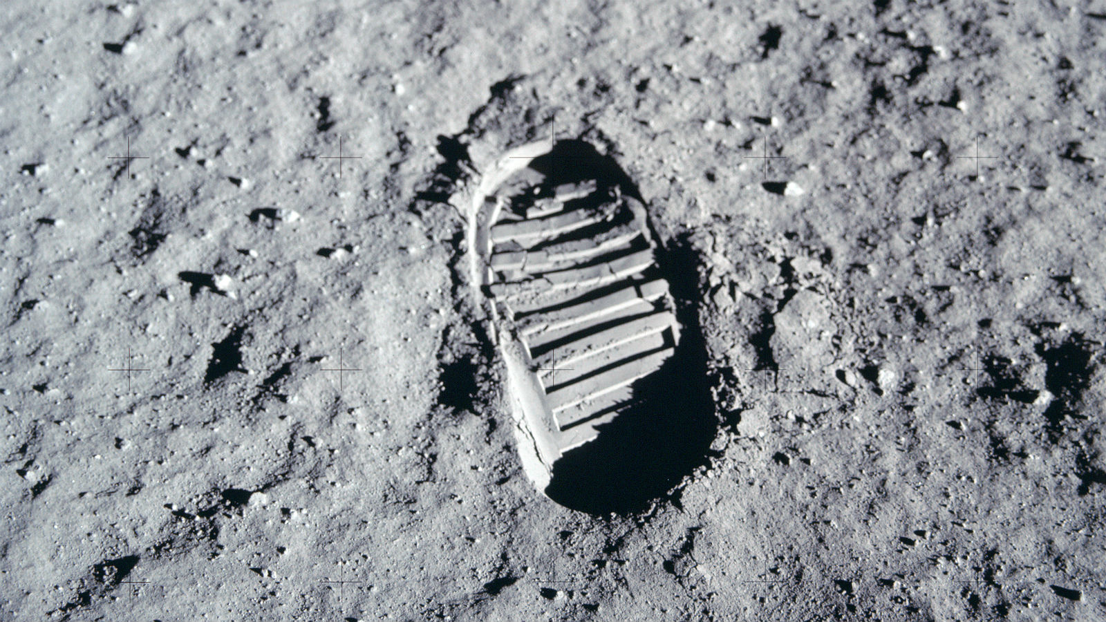 Berühmter Fußabdruck von Neil Armstrong auf dem Mond