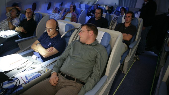 Fluggäste im Airbus