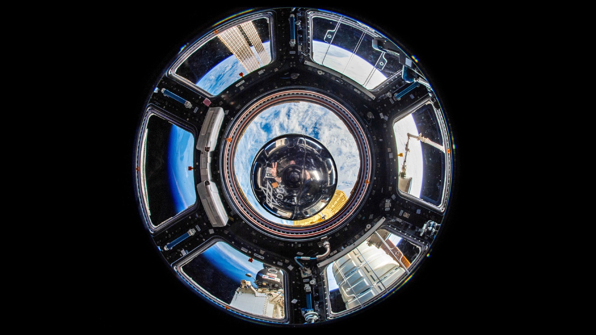 Zeitkapsel im Cupola-Modul