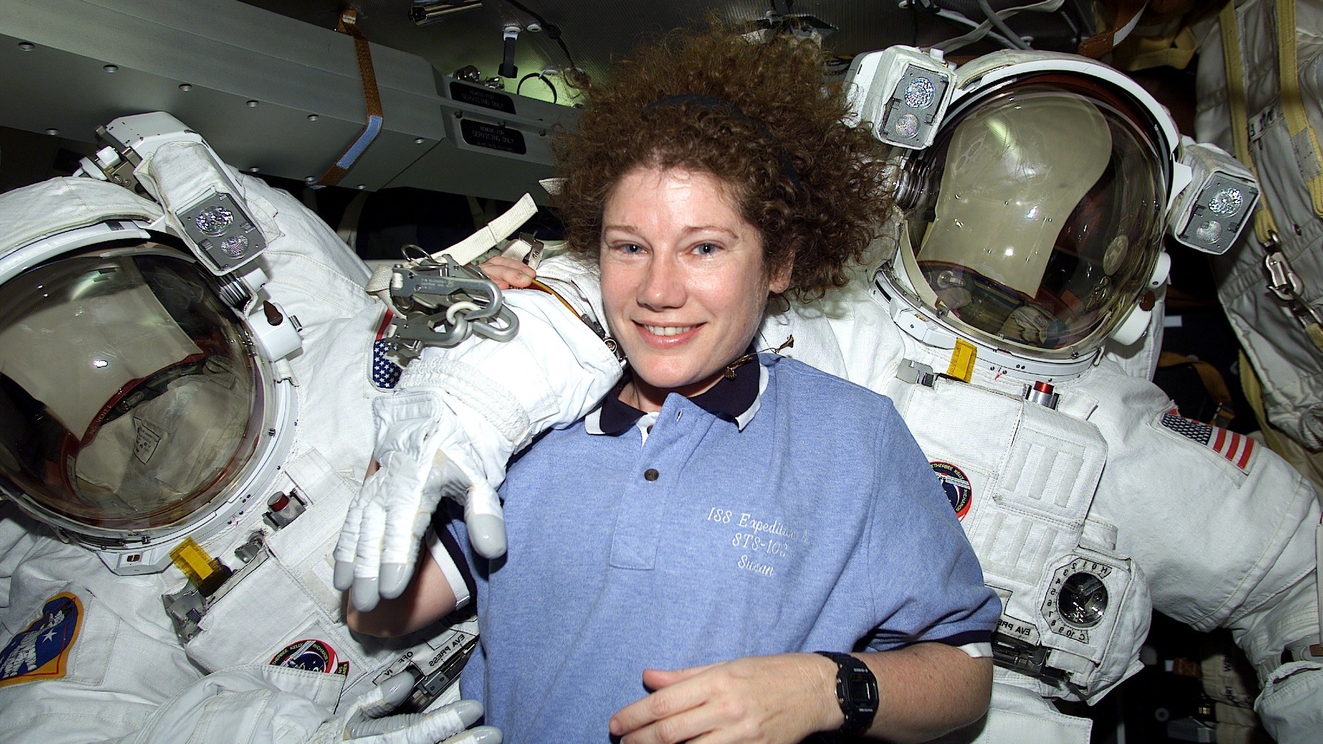 Susan Helms im Space Shuttle