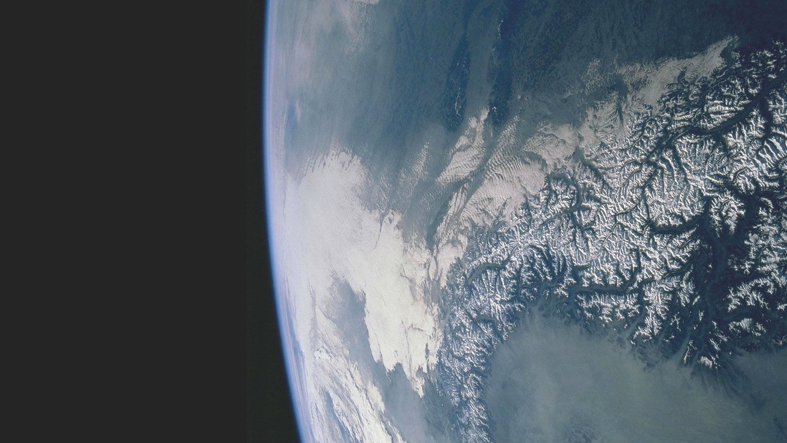 Satellitenbild der Alpen