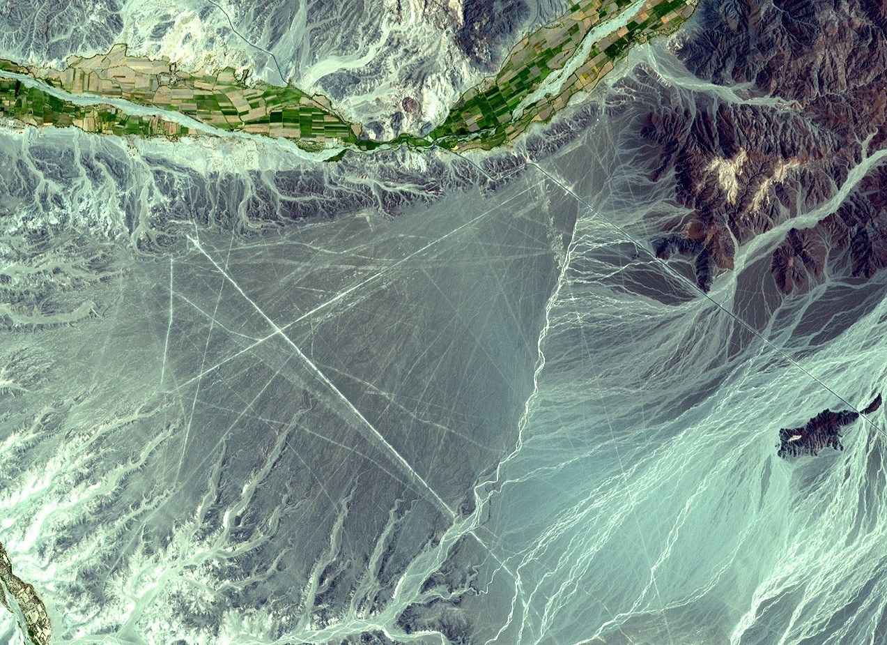Satellitenbild der Hochebene von Nazca