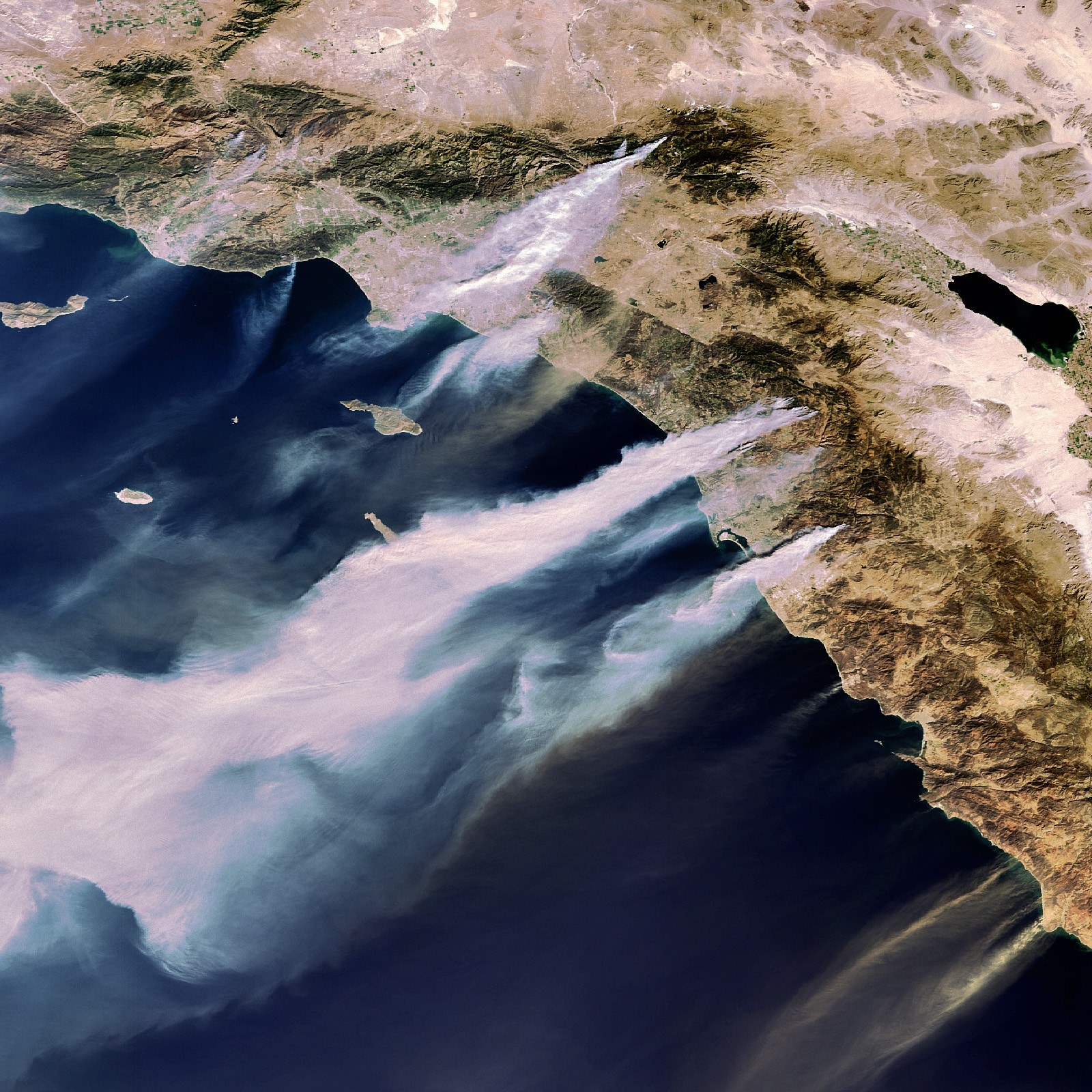 Satellitenbild von Waldbrände in Kalifornien